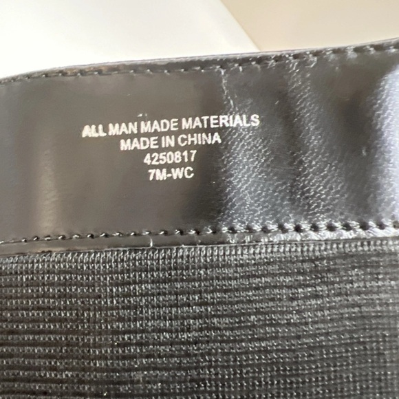 Black Leather Knee-High Boots - Picture 2 of 11